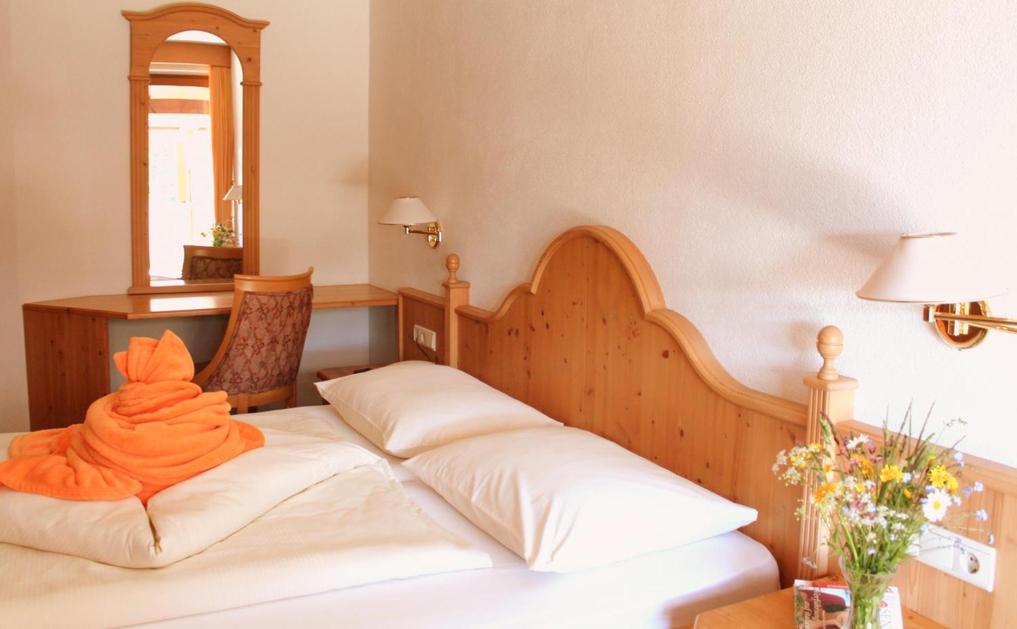 Berghotel Zum Zirm Collalbo Exteriör bild